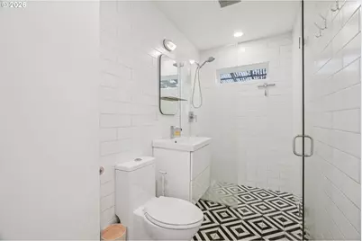 9210 N Windle St, Portland, OR 97203 - Photo 14
