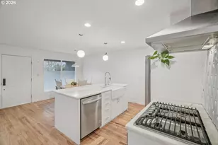 9210 N Windle St, Portland, OR 97203 - Photo 10