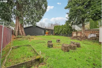 9210 N Windle St, Portland, OR 97203 - Photo 26