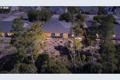 88084 Lake Point Dr, Florence, OR 97439 - Photo 22