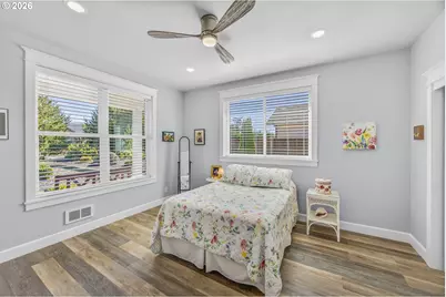 88084 Lake Point Dr, Florence, OR 97439 - Photo 16