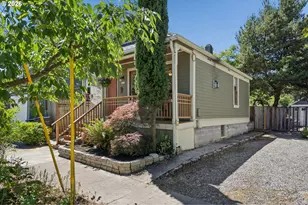 3373 SE 15th Ave, Portland, OR 97202 - Photo 2