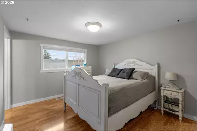 738 E Second Ave, Sutherlin, OR 97479 - Photo 20