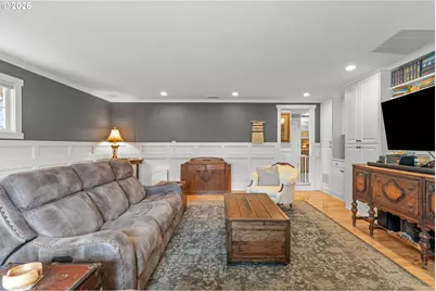 738 E Second Ave, Sutherlin, OR 97479 - Photo 18