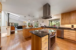 6100 Teal Creek Rd, Dallas, OR 97338 - Photo 10