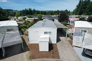 11402 SW Royal Villa Dr 144, Tigard, OR 97224 - Photo 2