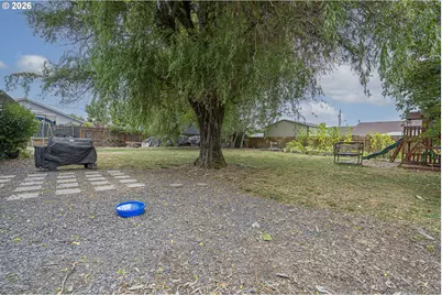 320 S 11th St, Lebanon, OR 97355 - Photo 30