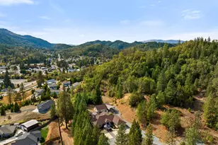 200 Eagle Ridge Dr, Canyonville, OR 97417 - Photo 4