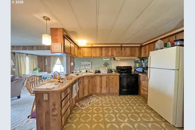 3564 E 2nd St #31, The Dalles, OR 97058 - Photo 4