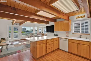 71 Surfside Dr, Yachats, OR 97498 - Photo 26