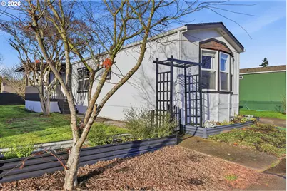301 E Columbia Dr #62, Newberg, OR 97132 - Photo 1