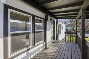 301 E Columbia Dr, Newberg, OR 97132 - Photo 34