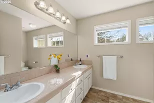 9625 NW Fleischner St, Portland, OR 97229 - Photo 30