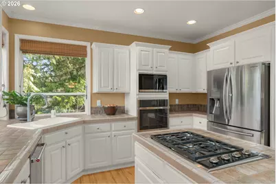 9625 NW Fleischner St, Portland, OR 97229 - Photo 14