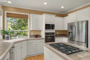 9625 NW Fleischner St, Portland, OR 97229 - Photo 14