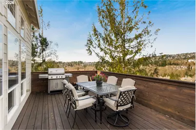 9625 NW Fleischner St, Portland, OR 97229 - Photo 8