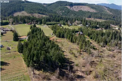 5369 York Hill Dr, Hood River, OR 97031 - Photo 16