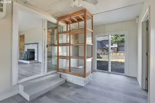214 E 13th St, The Dalles, OR 97058 - Photo 8