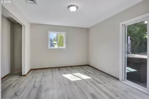 214 E 13th St, The Dalles, OR 97058 - Photo 18
