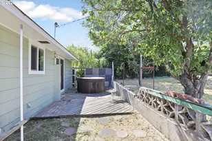 214 E 13th St, The Dalles, OR 97058 - Photo 30