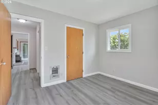 214 E 13th St, The Dalles, OR 97058 - Photo 22