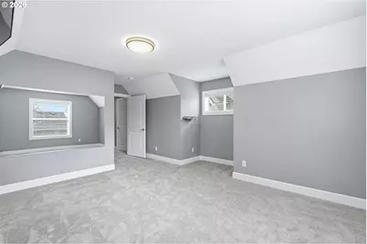 10534 SW 80th Ave, Portland, OR 97223 - Photo 44