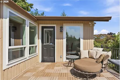 17190 Robb Pl, Lake Oswego, OR 97034 - Photo 16