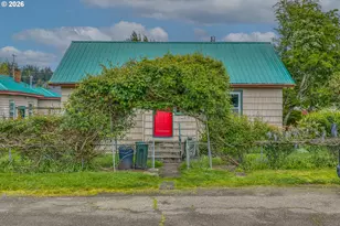 1170 N Baxter St, Coquille, OR 97423 - Photo 32