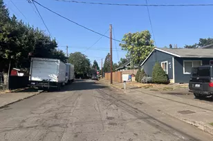 5628 SE 87th Ave, Portland, OR 97266 - Photo 10