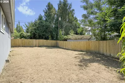 256 Douglas St, Longview, WA 98632 - Photo 6