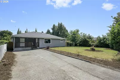 256 Douglas St, Longview, WA 98632 - Photo 2