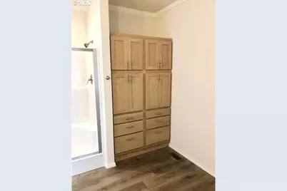 1025 S 6th #82, Harrisburg, OR 97446 - Photo 12