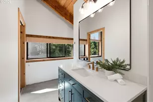 99 Tunnel Rd, White Salmon, WA 98672 - Photo 22