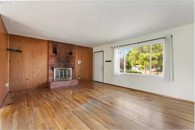 910 SE 214th Ave, Gresham, OR 97030 - Photo 16