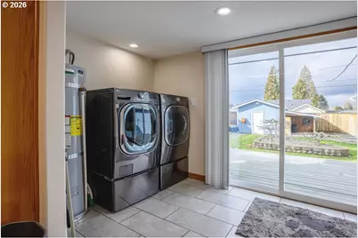 275 28th Ave, Longview, WA 98632 - Photo 2