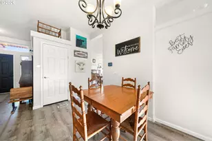 133 Village Dr, Cottage Grove, OR 97424 - Photo 10