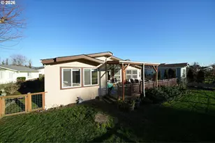 133 Village Dr, Cottage Grove, OR 97424 - Photo 38