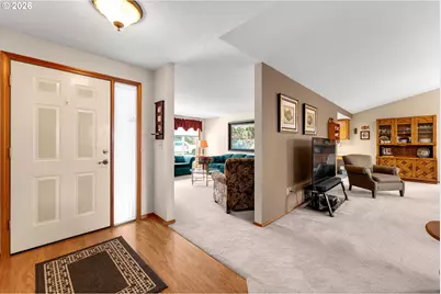 315 NW 10th St, Battle Ground, WA 98604 - Photo 8