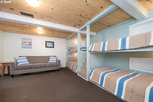 873 SW 8th St, Lincoln City, OR 97367 - Photo 38