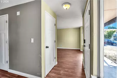 8304 NE 136th Ave, Vancouver, WA 98682 - Photo 4