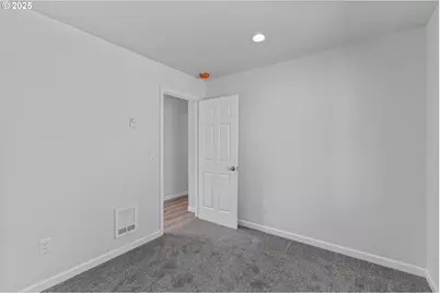 1175 N Dean St, Coquille, OR 97423 - Photo 22