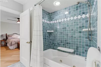 12048 SW Caffall Ln, Tigard, OR 97224 - Photo 28