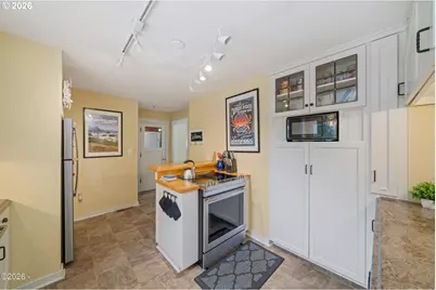 580 S Columbia St, Seaside, OR 97138 - Photo 14