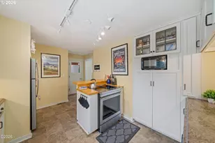 580 S Columbia St, Seaside, OR 97138 - Photo 14