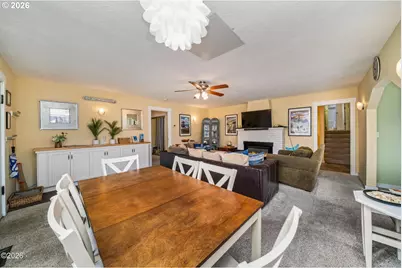 580 S Columbia St, Seaside, OR 97138 - Photo 10