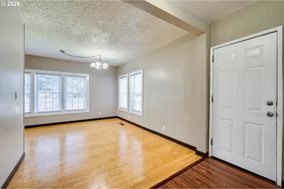 2901 Fruit Valley Rd, Vancouver, WA 98660 - Photo 8