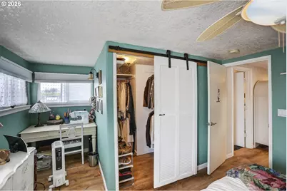 1817 N Jantzen Ave, Portland, OR 97217 - Photo 28