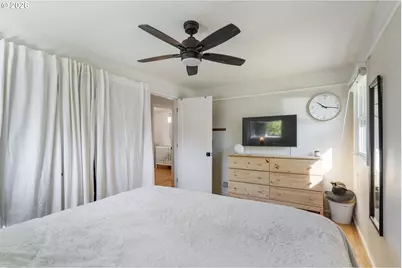 2140 SW Huntington Ave, Portland, OR 97225 - Photo 20