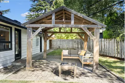 2140 SW Huntington Ave, Portland, OR 97225 - Photo 26