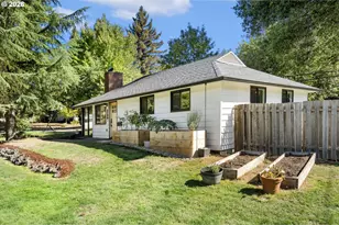 2140 SW Huntington Ave, Portland, OR 97225 - Photo 2